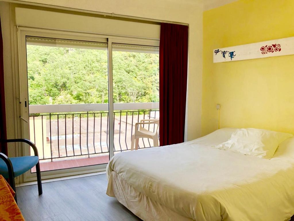 Hotel Des Bains Et Des Gorges Амели-ле-Бен-Палальда Экстерьер фото